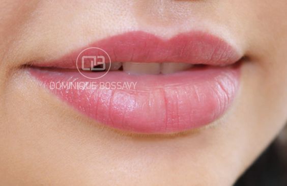 Перманентный макияж губ прозрачное заполнение
