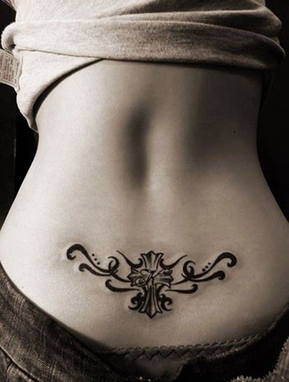 Татуировки на пояснице для девушек фото узоры