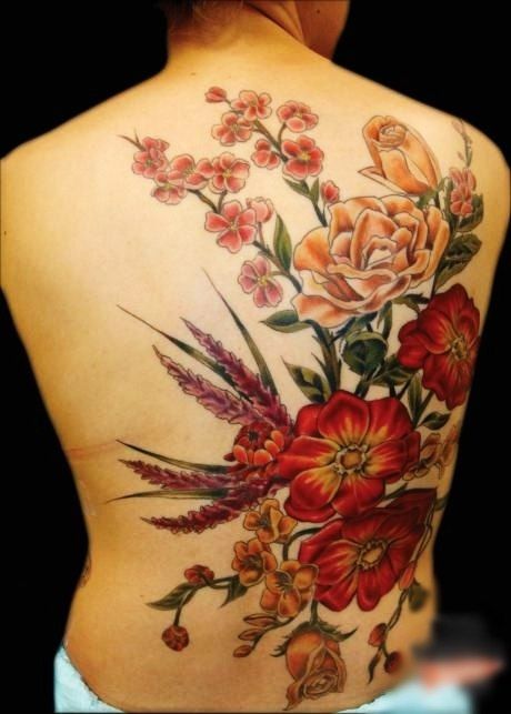 Татуировки женские красивые фото на пояснице