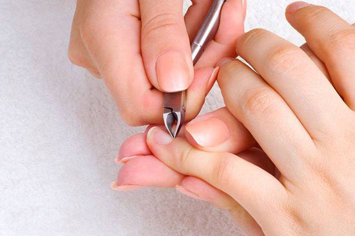 Обрезной маникюр: пошаговая инструкция и полезные рекомендации