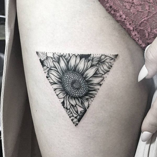 Значение треугольника в искусстве татуировки
