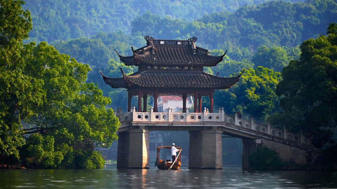 Как интересно провести время в Китае: колоритные места и незабываемые впечатления