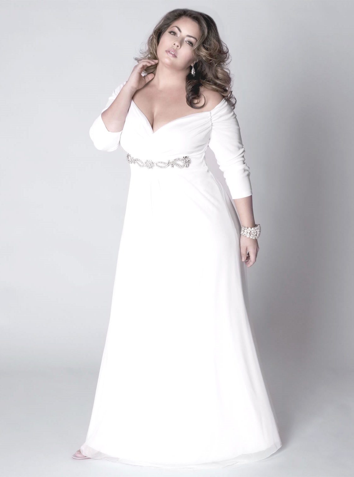 Модные свадебные платья для полных: 100+ лучших моделей на ...
