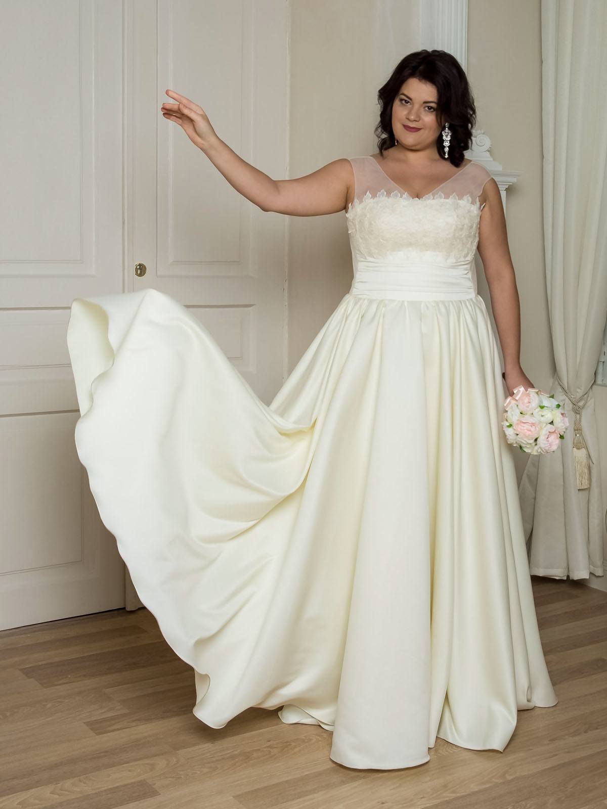 Греческое свадебное платье для полных женщин