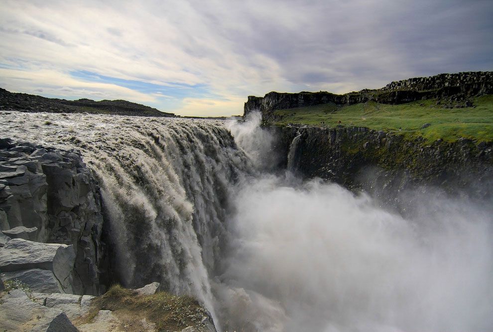 Могучие водопады. Деттифосс Исландия. Водопад Dettifoss, Исландия. Исландский водопад Деттифосс. Водопад Деттифосс Прометей.
