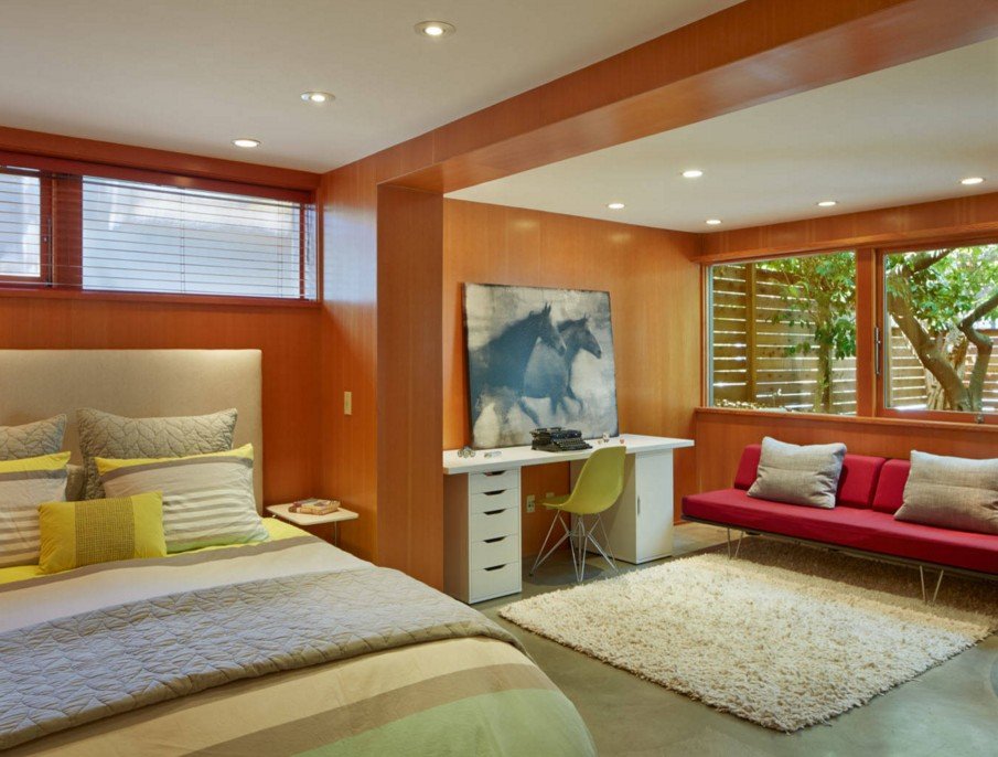 Достойный отдых и тихий сон: комфортная спальня в современном стиле, удачные дизайнерские решения