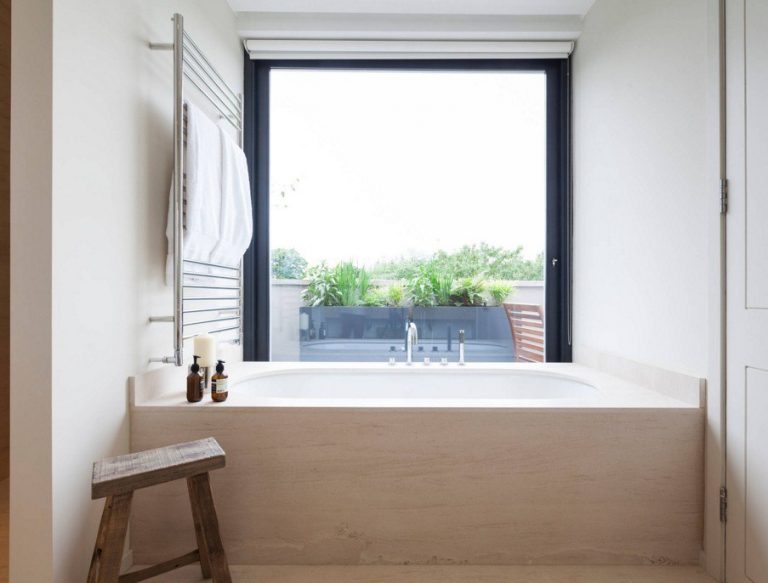 Bath windows