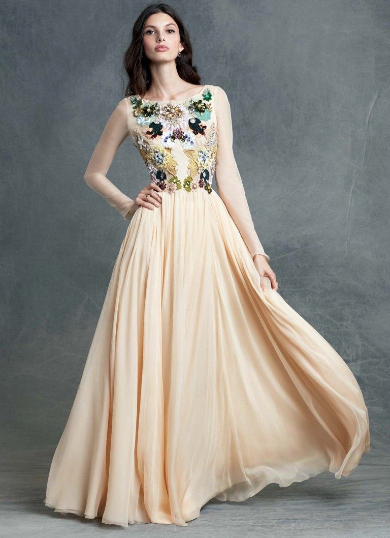 Модное бежевое платье: 80+ изящных и благородных фасонов