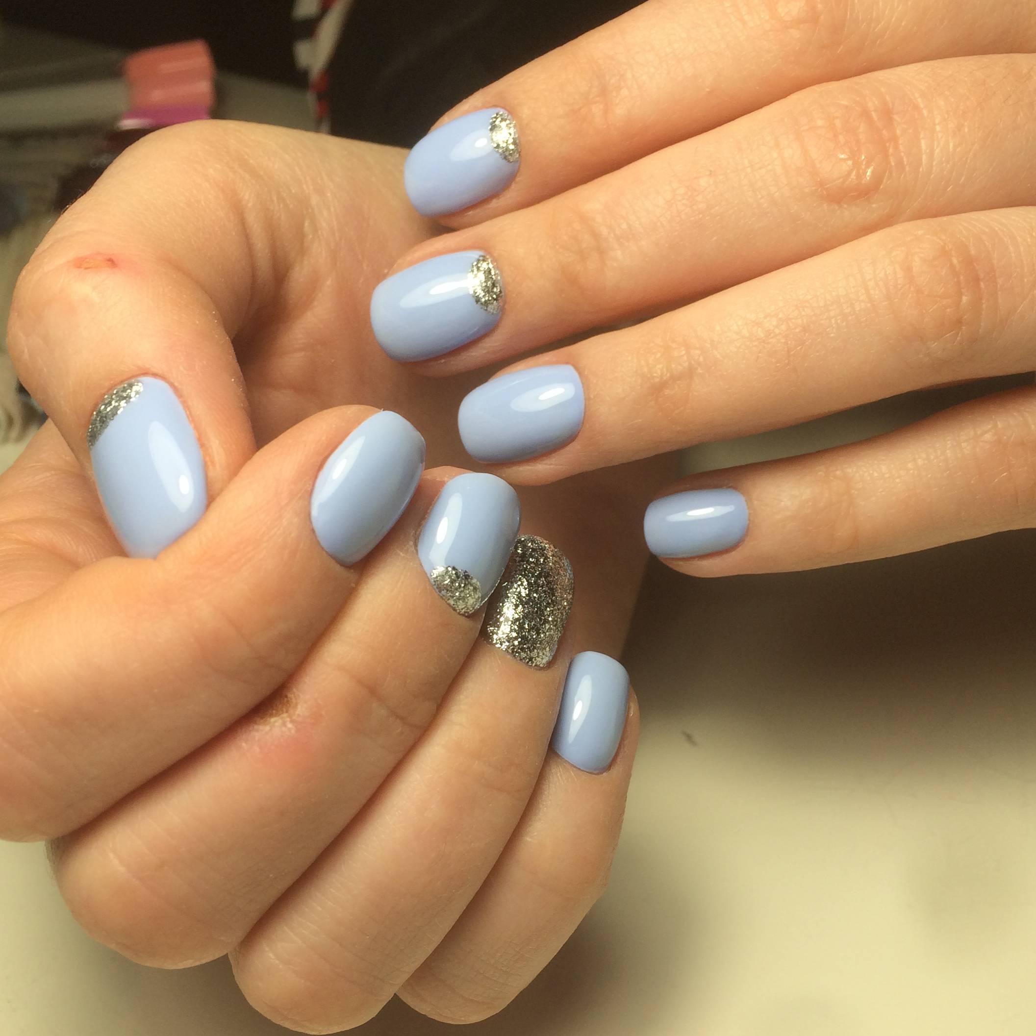 Дизайн ногтей нежно голубой фото