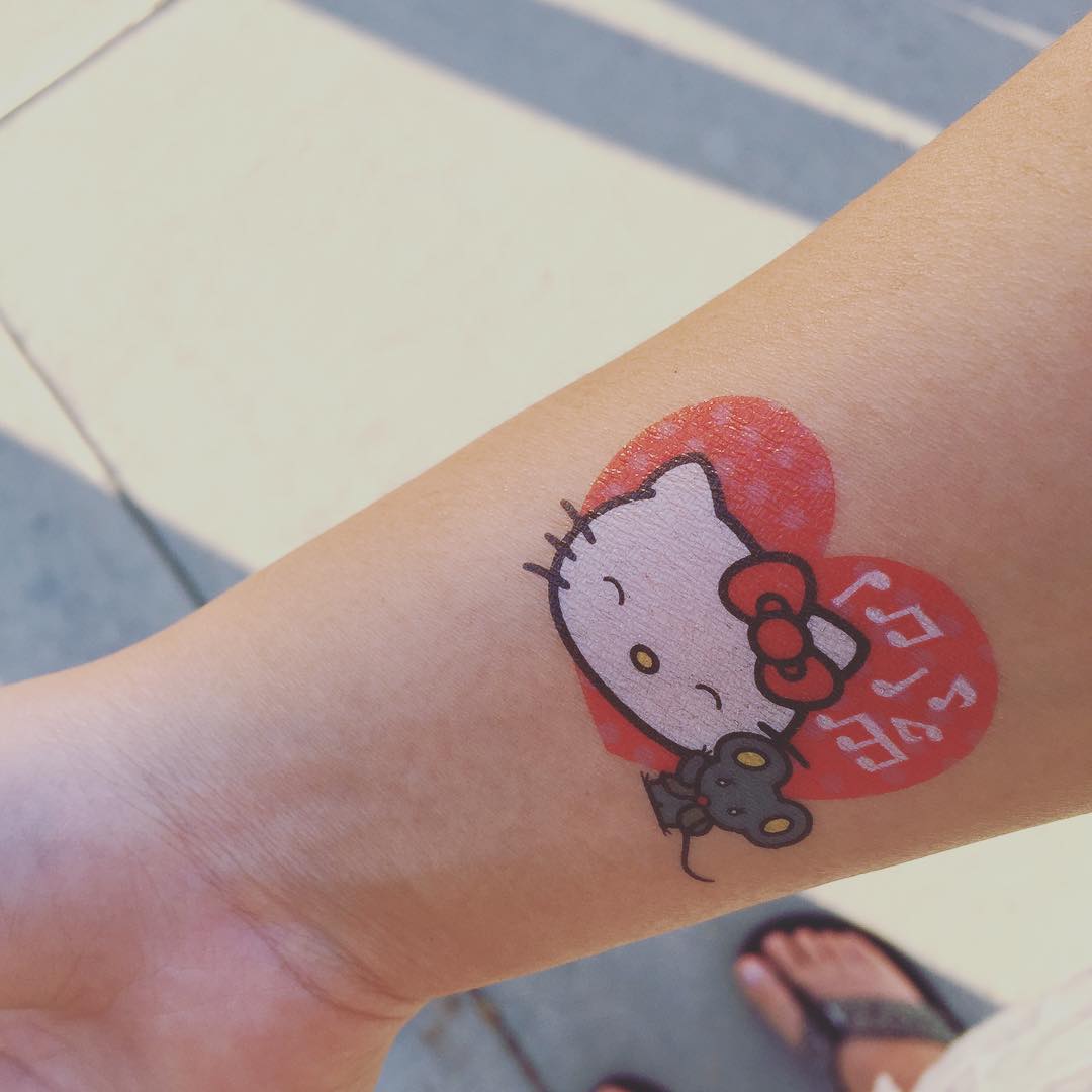 Детские татуировки: яркие примеры на фото, где купить и как сделать