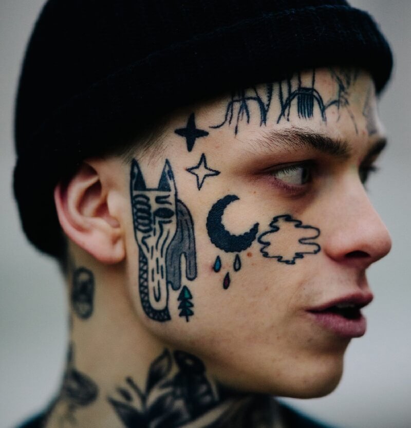 Татуировки на лице мужские