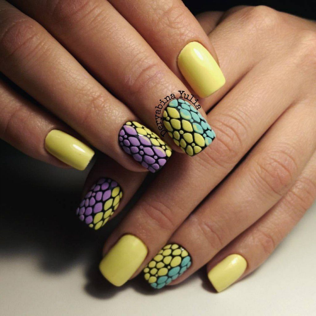 Дизайн желтых ногтей 2024. Красивые яркие ногти. Красивые яркие летние ногти. Желтый маникюр. Яркие разноцветные ногти.