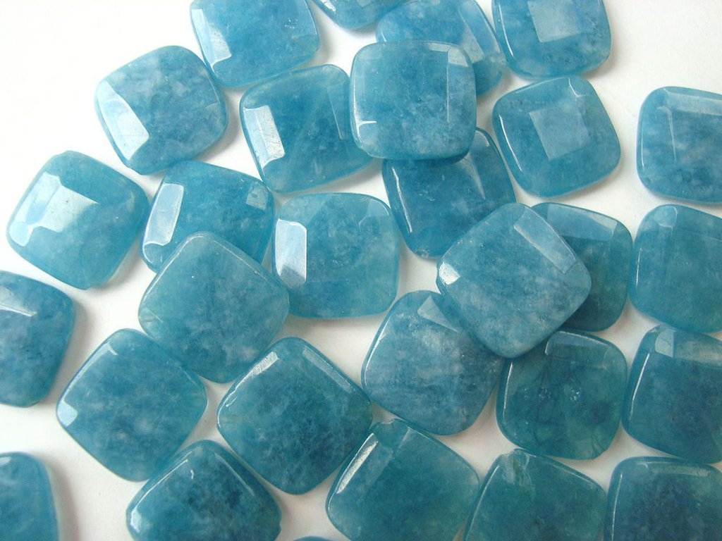 Синий камень название полудрагоценный фото и название