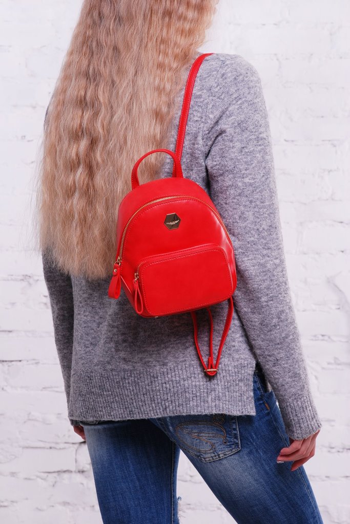 Модные мини-рюкзаки: современные модели для самых стильных образов