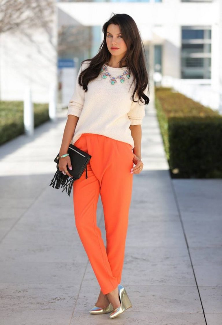 Оранжевые брюки женские