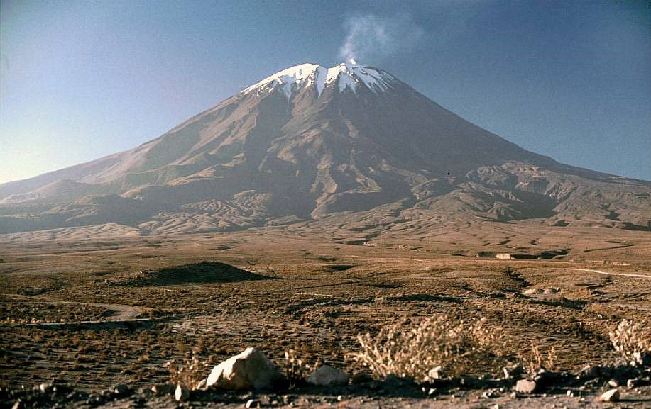 ТОП-10 самых больших вулканов в мире
