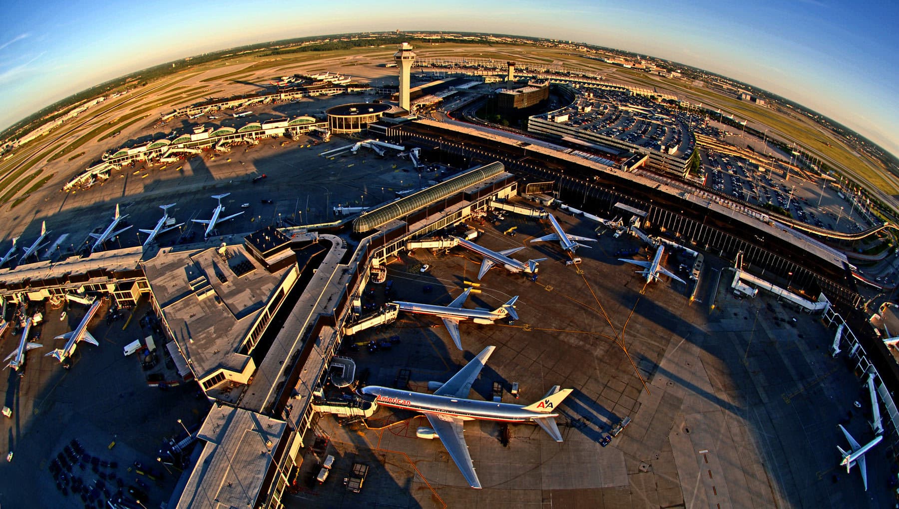 ТОП-10 самых больших аэропортов в мире