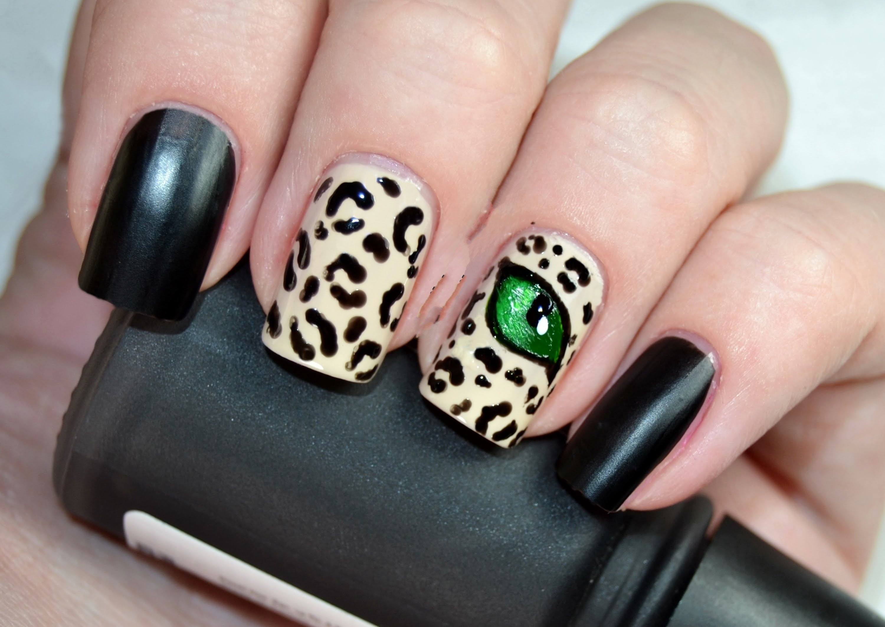 Дизайн леопард на ногтях. Маникюр гепард-леопард. Ногти с леопардовым принтом. Ногти леопард. Маникюр с леопардовым принтом на короткие ногти.