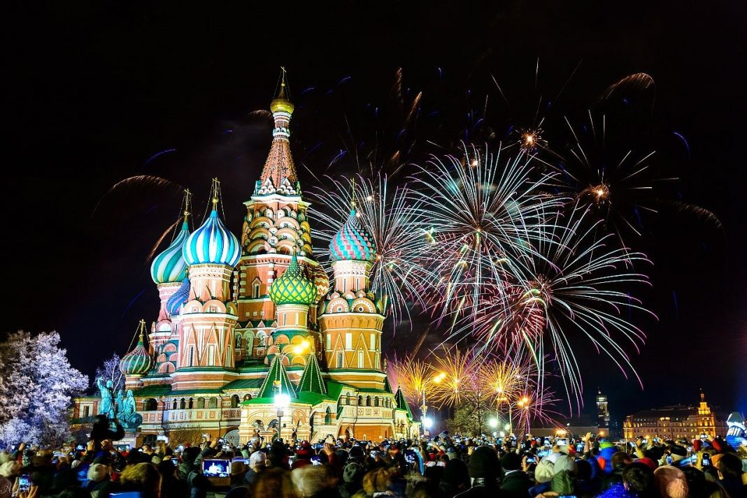 Новый год в Москве 2020: туры, мероприятия, рестораны, развлечения