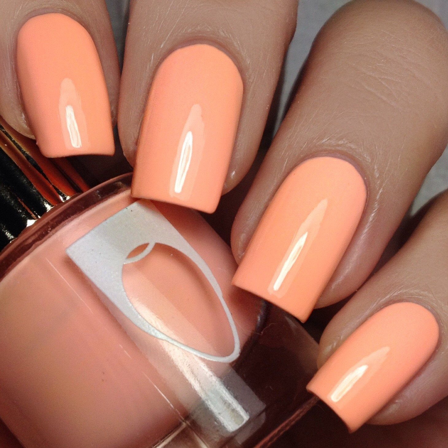 Маникюр цвет лака для ногтей. Персиковый маникюр. Ногти персикового цвета. Цвет ногтей. Персиковый лак для ногтей.
