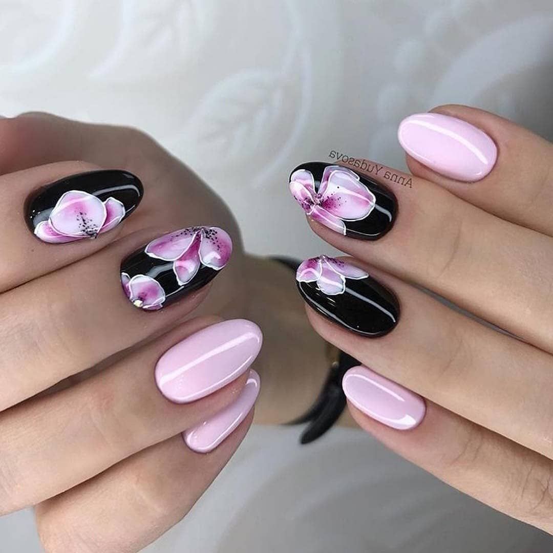 Дизайн ногтей с цветочками. Шикарные ногти. Дизайнерские ногти. Красивый весенний маникюр. Маникюр с цветами.