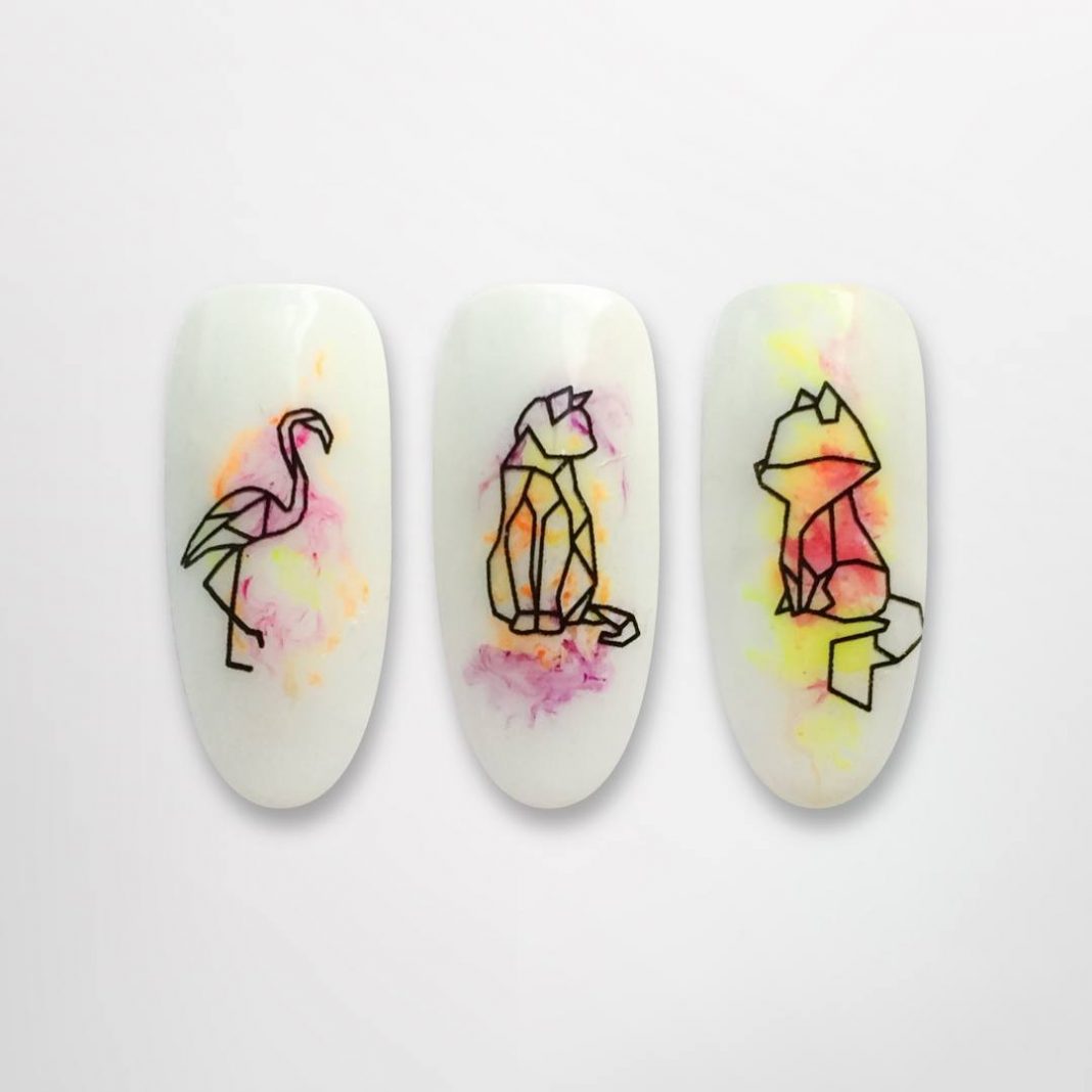 Роспись ногтей акварельными красками