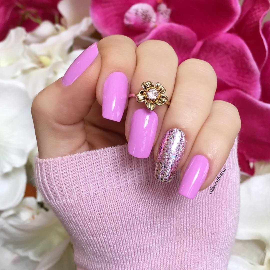 Идеи красивых ногтей. Розовые ногти. Маникюр с розами. Р̸о̸з̸о̸в̸ы̸й̸ м̸а̸н̸и̸к̸. Шикарные ногти.