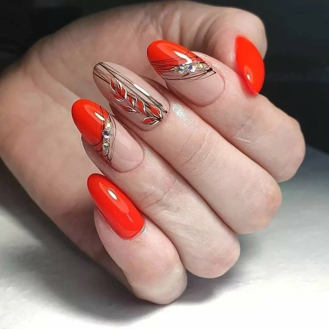 Дизайн ногтей красный с оранжевым