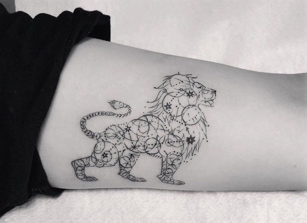 Татуировка Зодиак Льва